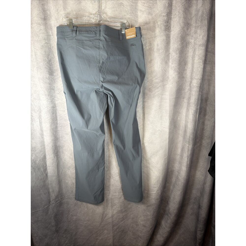 Eddie Bauer First Ascent Guide Pro Pants Women's 18 Zip Pockets Everyday Hiking - Picture 8 of 9